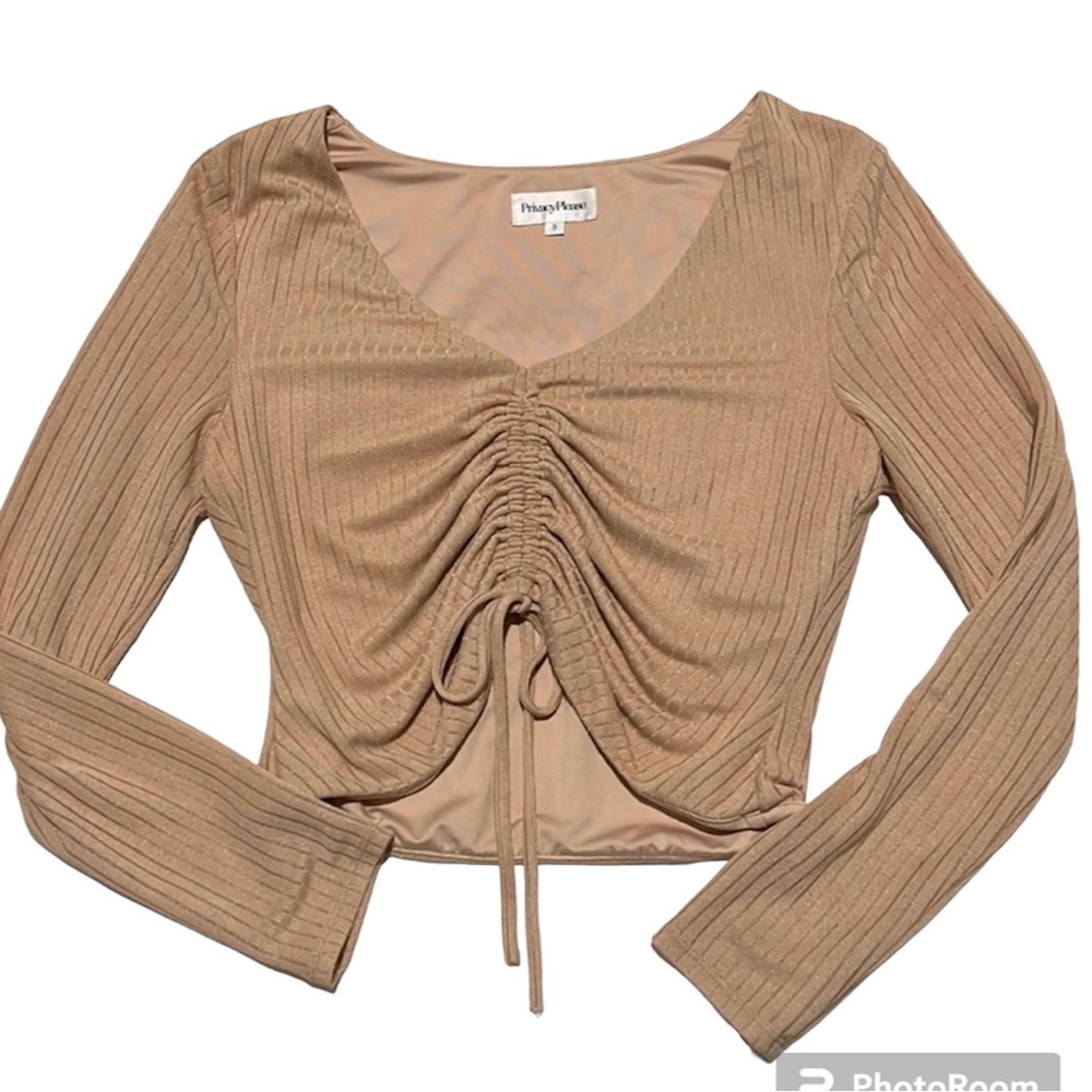 Privacy Please Ruched Top - Picture 2 of 2